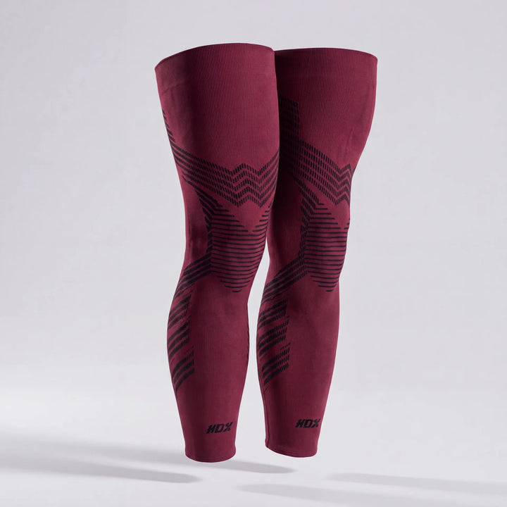 KneeMax | Compression Sleeves Burgundy Black